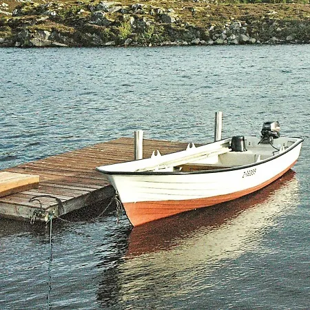 Five-bedroom In Holiday home Kvenvaer