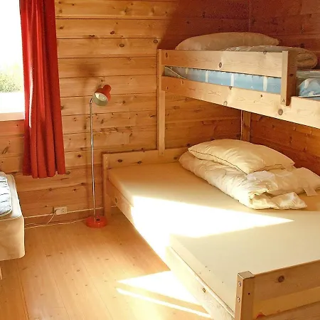 Holiday home Five-bedroom In
