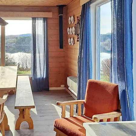 Holiday home Five-bedroom In *