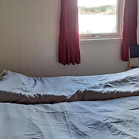 Holiday home Five-bedroom In
