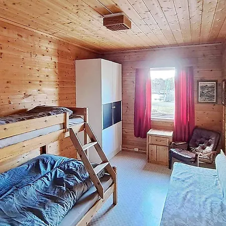 Five-bedroom In *